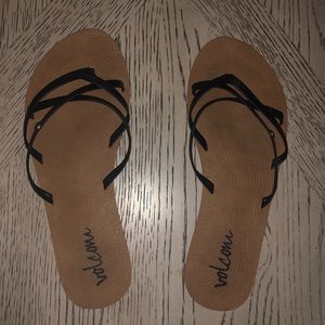 Woman’s volcom sandals